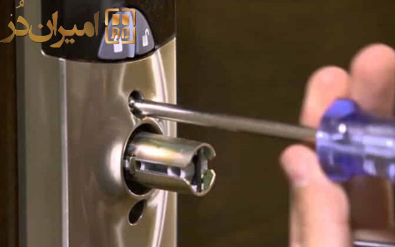 نکات مهندسی و تجربی در ریگلاژ درب